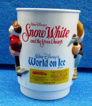 Walt Disney (Snow White And The Seven Dwarfs) Figural Plastic Mug World On Ice 1995 Collection (1)
