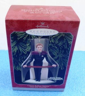 Captain Kathryn Janeway (Star Trek Voyager-1998) (1)