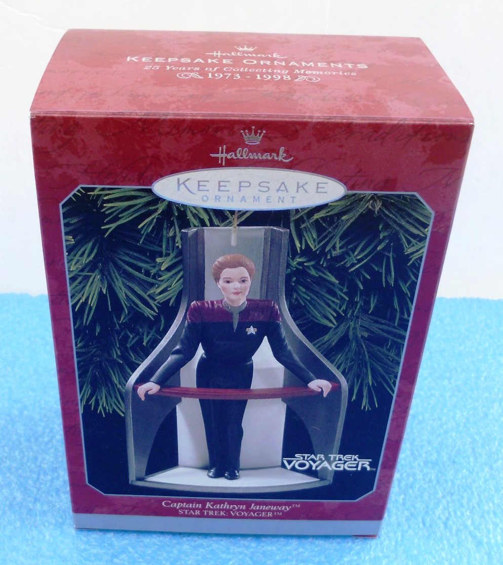 Star Trek 9 Card Set Legends Of Star Trek Series 17 Captain Kathryn Janeway 