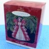 Holiday Day Barbie “5th In The Holiday Barbie-Keepsake-1997) (3)