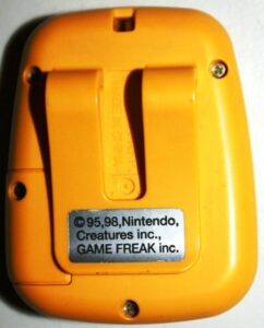 Pokémon Pikachu Gen-1 (Generation I Virtual Pet OPENED PRODUCT) 1998 (9a)