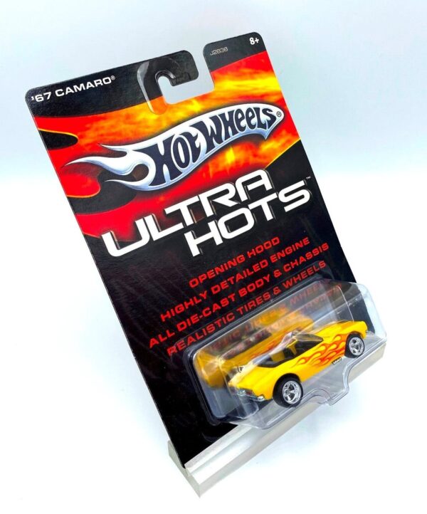 '67 Camaro (5-Spoke-Yellow with Flames) Ultra Hots Series (6)