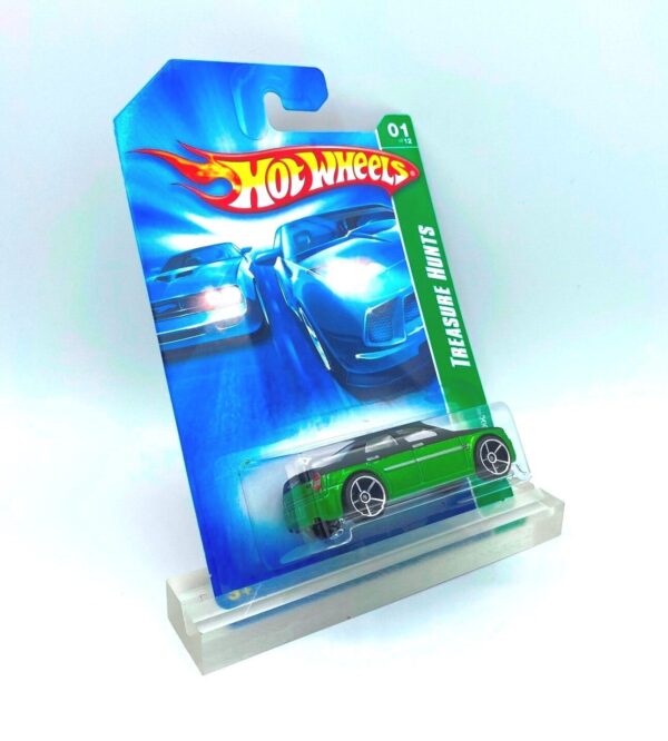 Hotwheels (Treasure Hunt Chrysler 300C 2008) (7) Hotwheels (Treasure Hunt Chrysler 300C 2008) (7)