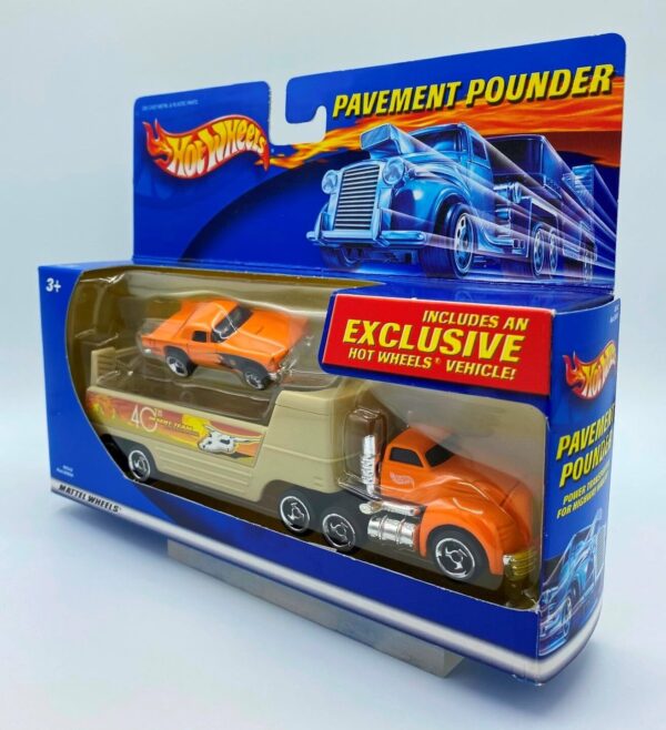 Hotwheels (Treasure Hunt Pavement Pounder & 57 T-Bird) 2 Pk (20)