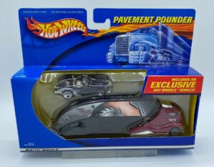 Hotwheels (Treasure Hunt Pavement Pounder & 58 Corvette) (6)