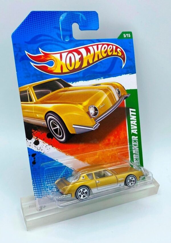 Hotwheels (Treasure Hunt Studebaker Avanti) (4)