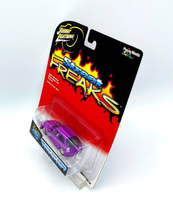 Vintage '00 Honda Civic Custom (Scrapin) (8)