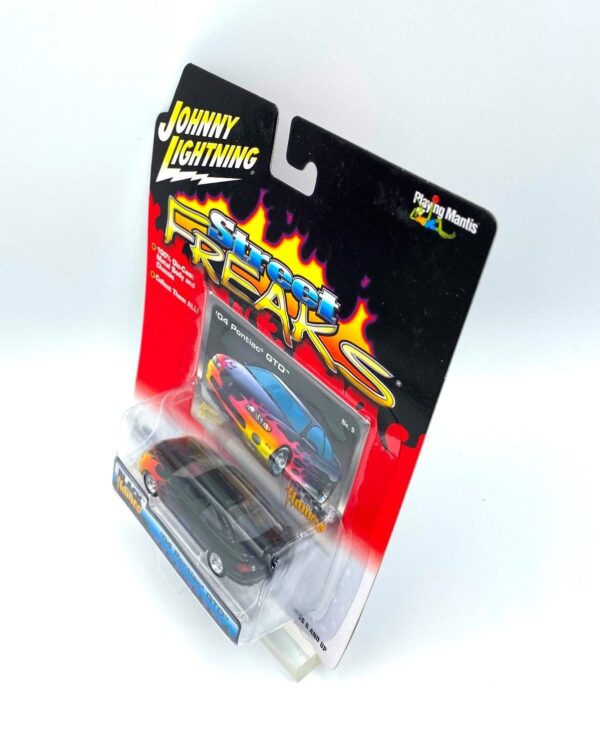 Vintage '04 Pontiac GTO Black-Flames (8)