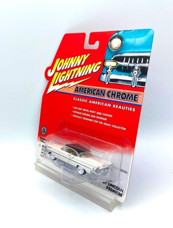 Vintage 1957 Lincoln Premiere (7)