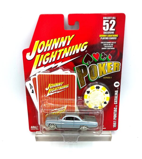 Vintage 1961 Pontiac Catalina Silver (2)