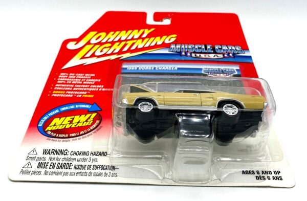 Vintage 1966 Dodge Charger Tan (8)