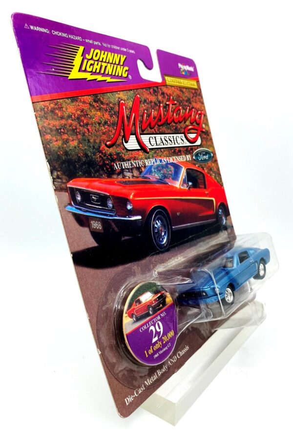 Vintage 1968 Mustang GT Blue (5) Vintage 1968 Mustang GT Blue (5)