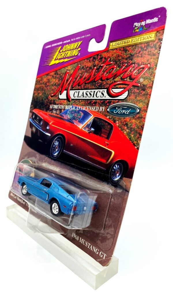 Vintage 1968 Mustang GT Blue (7) Vintage 1968 Mustang GT Blue (7)