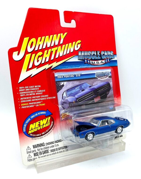 Vintage 1969 Pontiac GTO Blue (4)