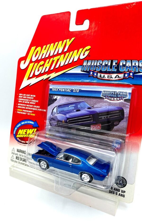 Vintage 1969 Pontiac GTO Blue (5)