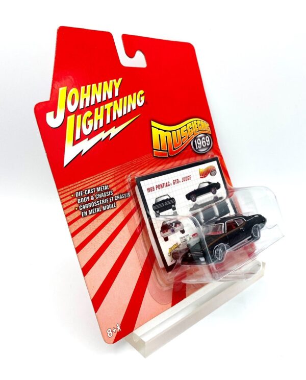 Vintage 1969 Pontiac GTO Judge Black (5)