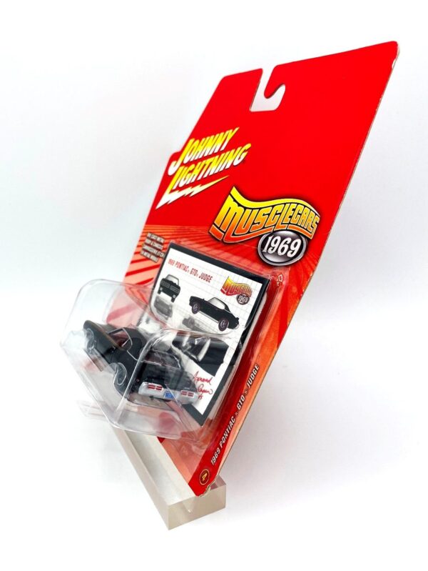 Vintage 1969 Pontiac GTO Judge Black (7)