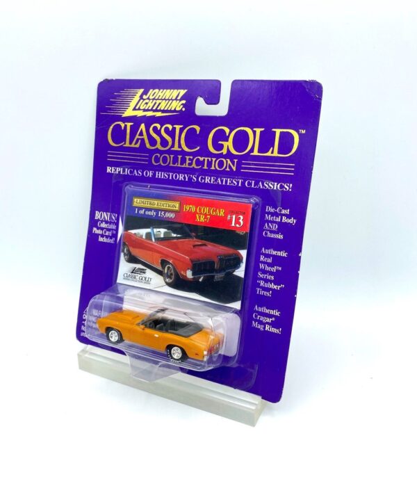 Vintage 1970 Cougar XR-7 (Orange) (4)