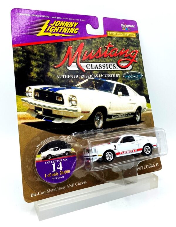 Vintage 1977 Cobra II White (5) Vintage 1977 Cobra II White (5)