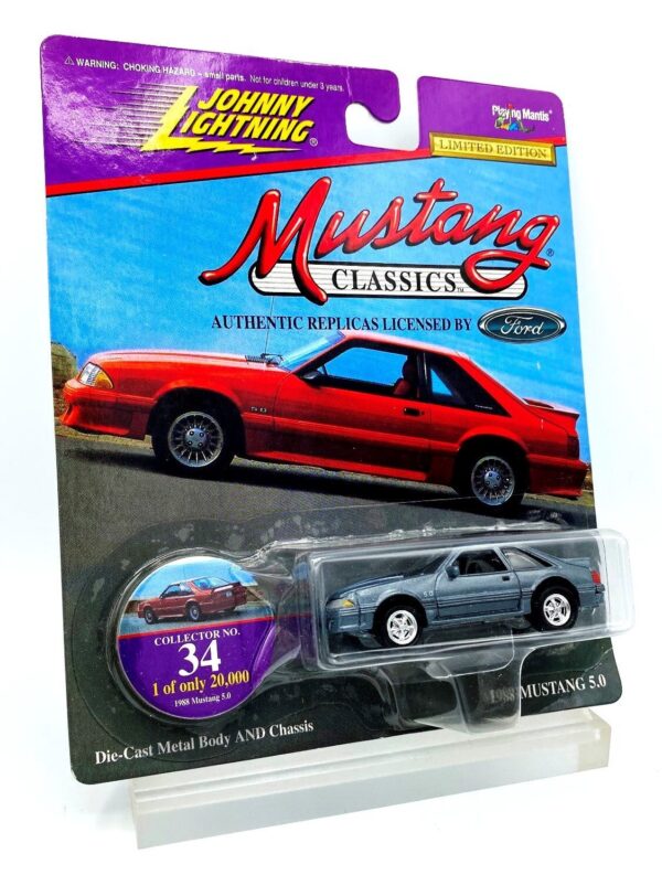 Vintage 1988 Mustang 5.0 Gray (5) Vintage 1988 Mustang 5.0 Gray (5)