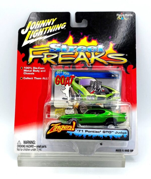 Vintage '71 Pontiac GTO Judge (1)