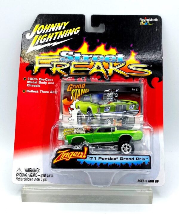 Vintage '71 Pontiac Grand Prix Green (1)