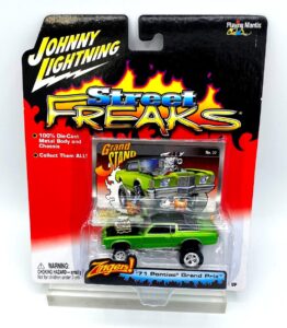 Vintage '71 Pontiac Grand Prix Green (2)