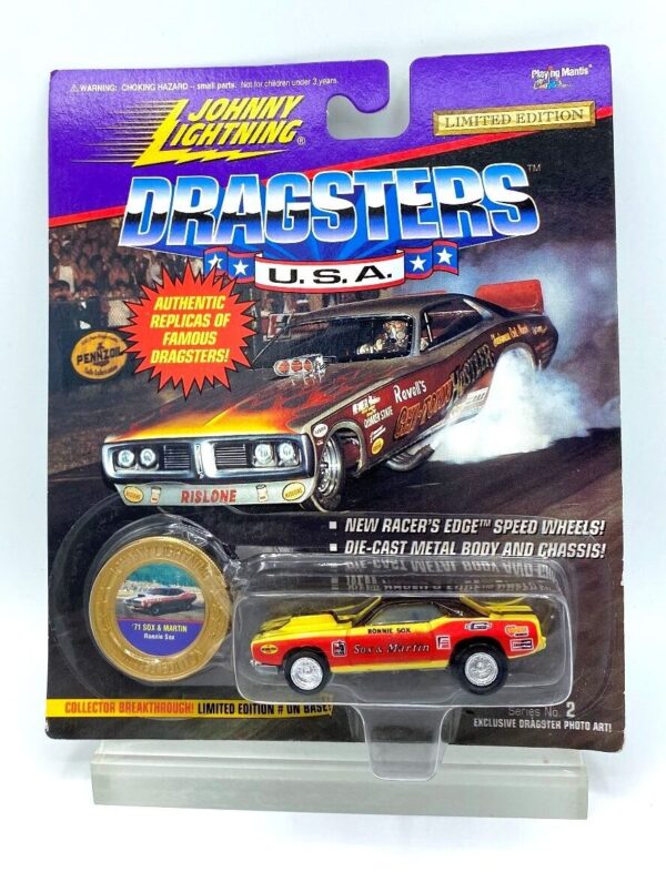 Vintage '71 Sox & Martin (1) Vintage '71 Sox & Martin (1)