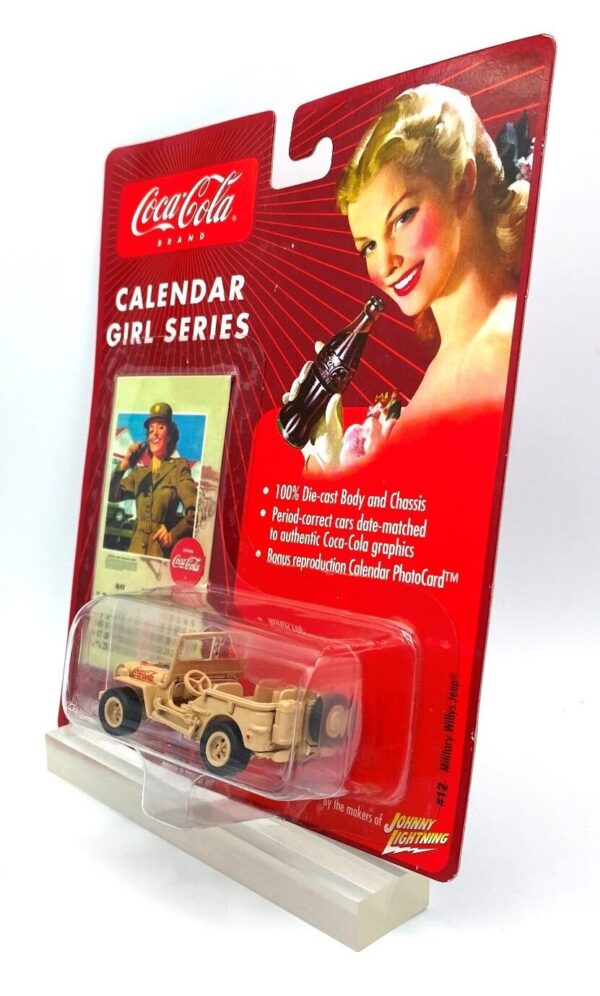 Vintage Military Willys Jeep (3) Vintage Military Willys Jeep (3)