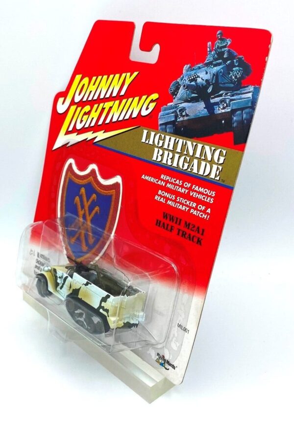 Vintage WWII M2A1 Half Track (5)