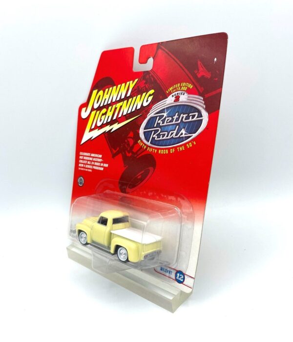 Vintage Wildkat Pickup Truck (8) Vintage Wildkat Pickup Truck (8)