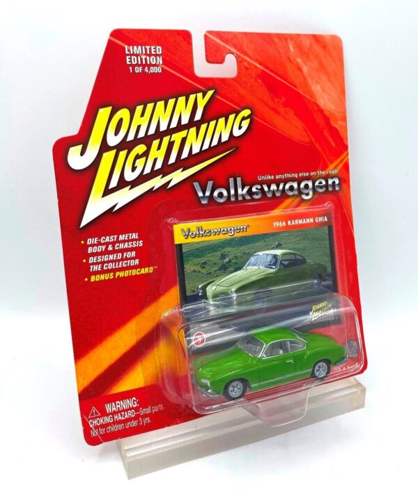 Vintage 1966 Karmann Ghia RR4000 (5) Vintage 1966 Karmann Ghia RR4000 (5)