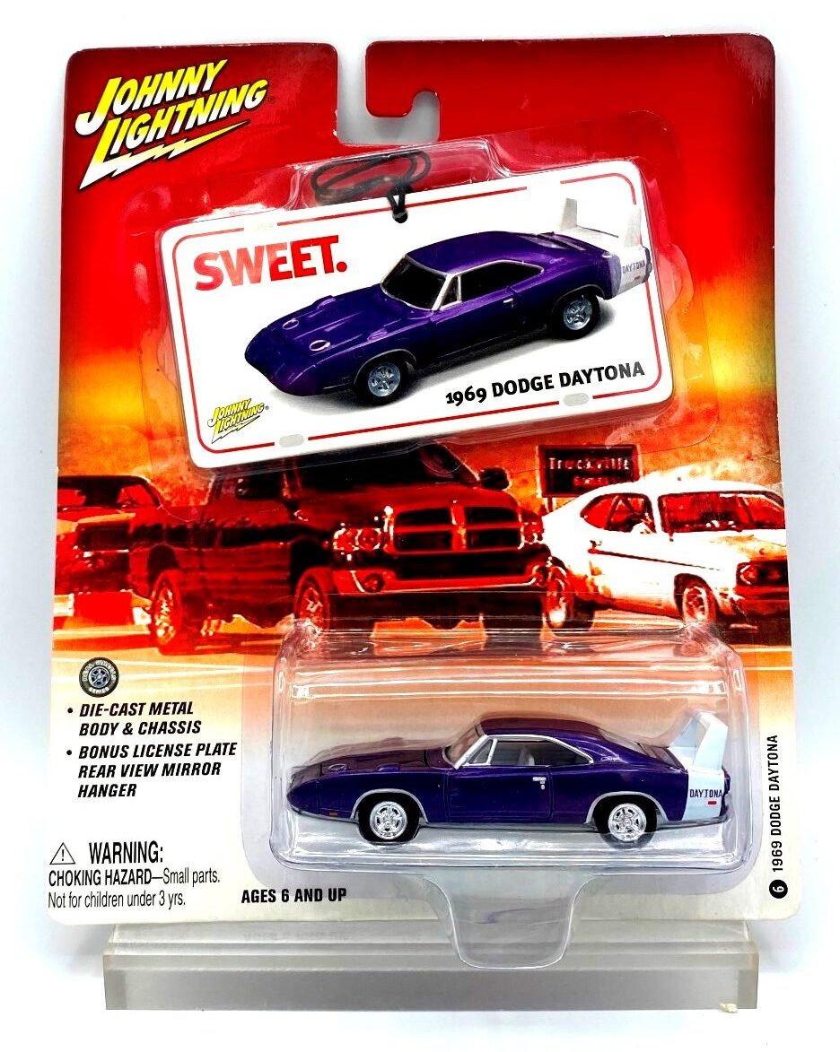 Vintage 1969 Dodge Daytona HEMI (1)