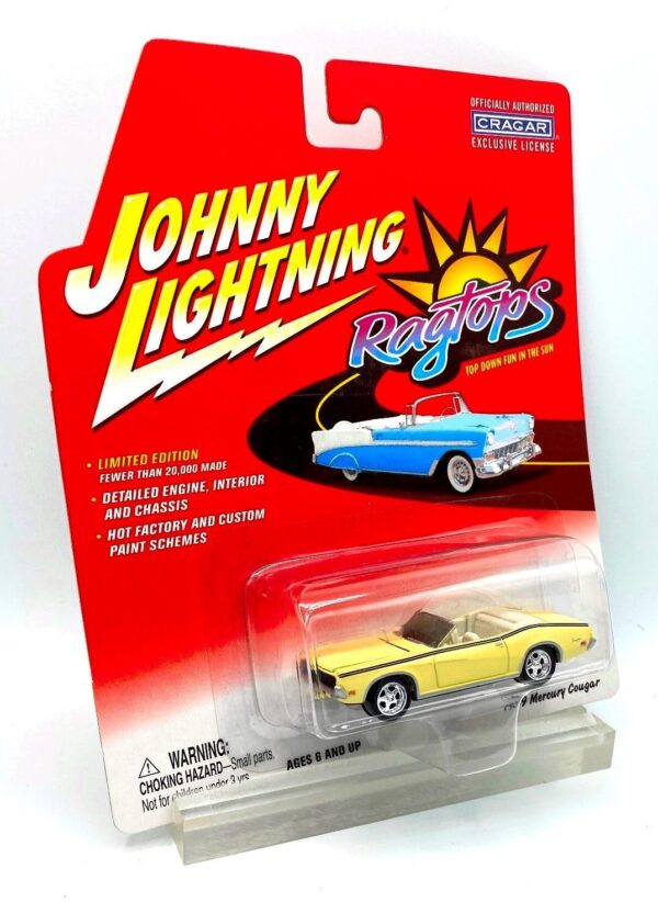 Vintage 1969 Mercury Cougar Yellow (5)