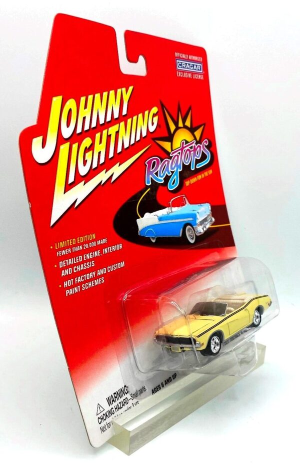 Vintage 1969 Mercury Cougar Yellow (6)