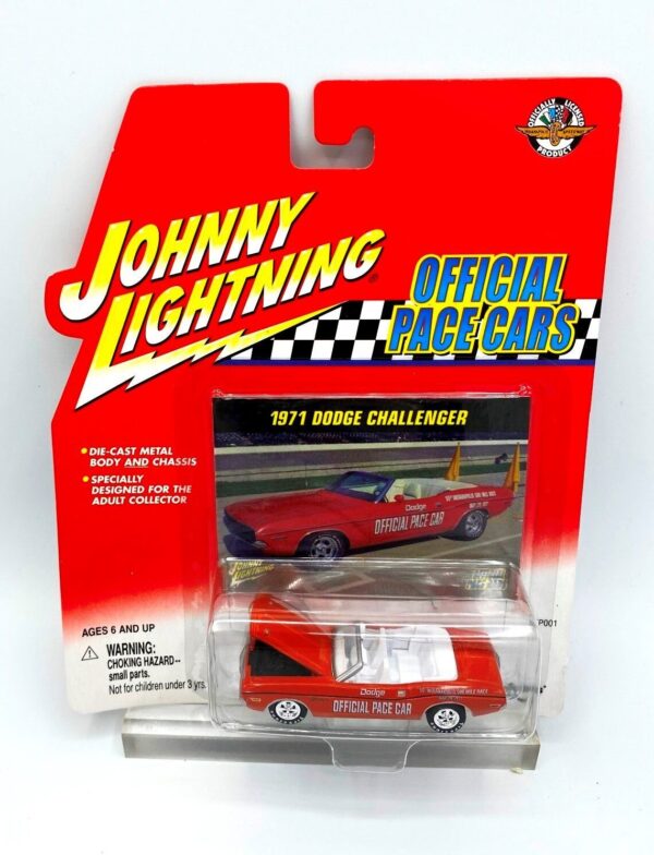 Vintage 1971 Dodge Challenger RR (2)