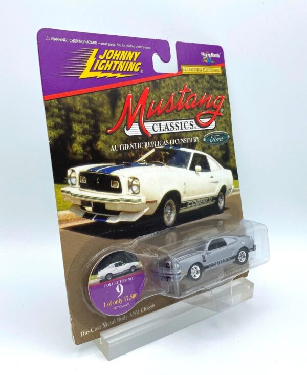 Vintage 1977 Cobra II LL9 (5) Vintage 1977 Cobra II LL9 (5)