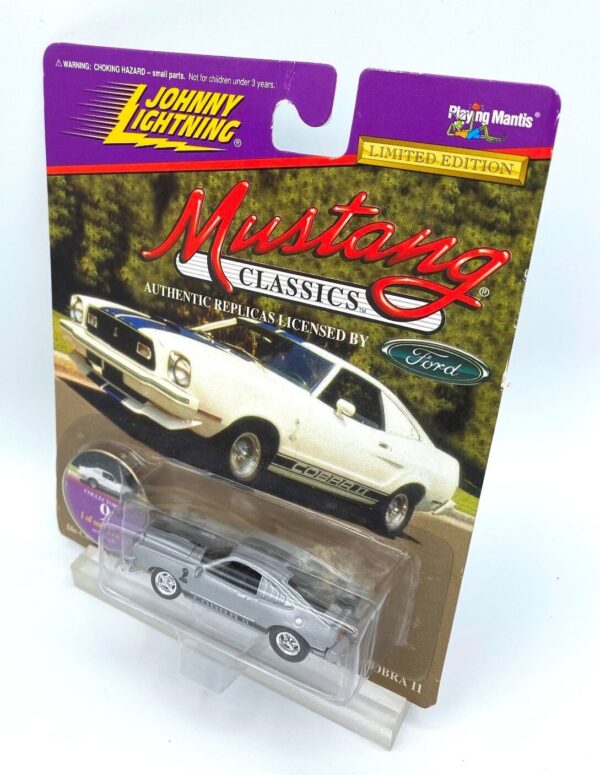 Vintage 1977 Cobra II LL9 (8) Vintage 1977 Cobra II LL9 (8)