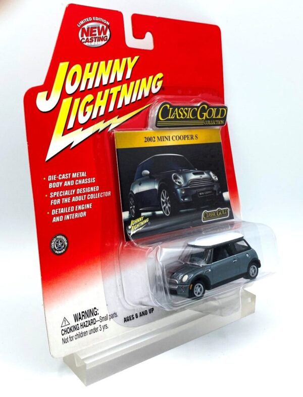 Vintage 2002 Mini Cooper S (6) Vintage 2002 Mini Cooper S (6)