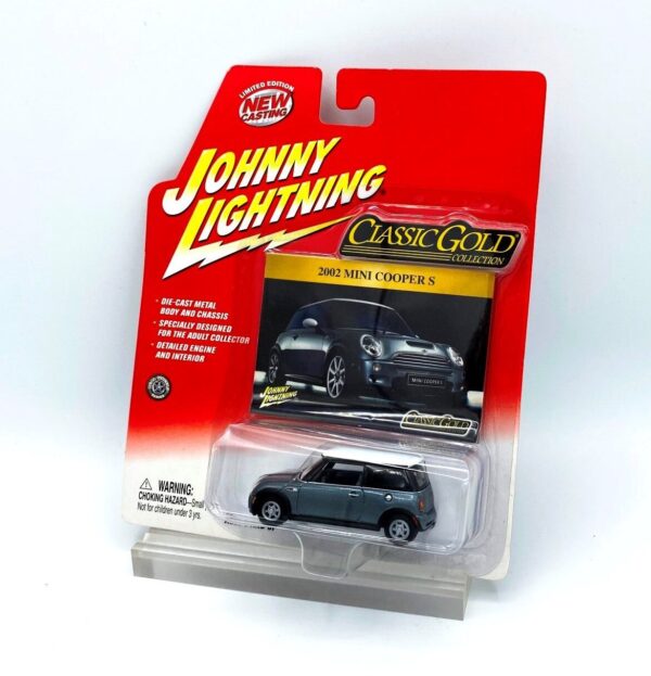 Vintage 2002 Mini Cooper S (8) Vintage 2002 Mini Cooper S (8)