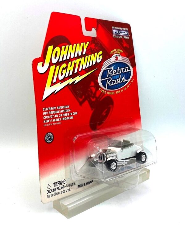 Vintage '27 Ford T-Roadster White (5) Vintage '27 Ford T-Roadster White (5)