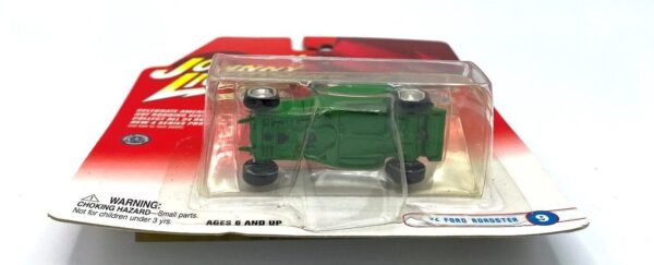 Vintage '32 Ford Roadster (10) Vintage '32 Ford Roadster (10)