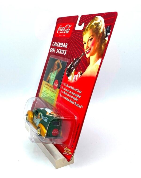 Vintage '40 Ford Sedan Delivery (8) Vintage '40 Ford Sedan Delivery (8)