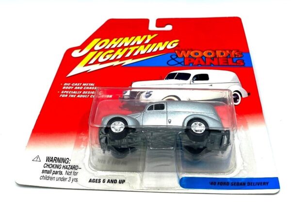 Vintage '40 Ford Sedan Delivery Gr (9)