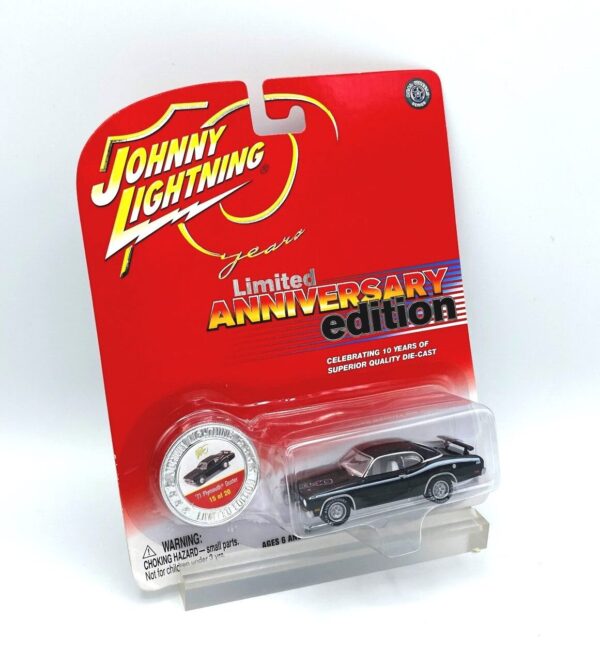 Vintage '71 Plymouth Duster (2)