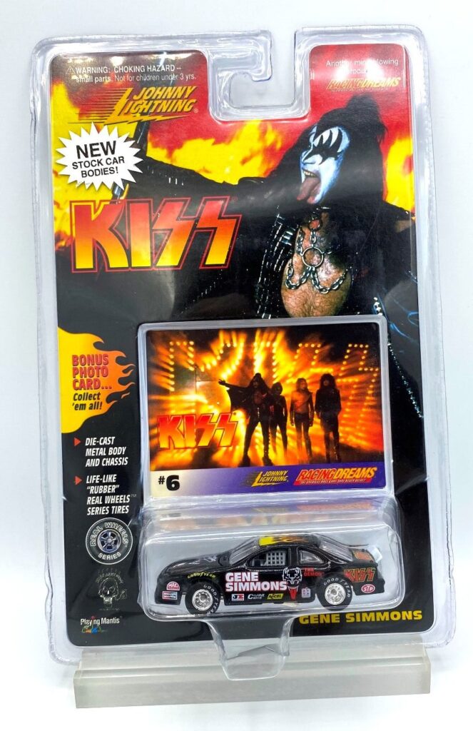 Vintage Gene Simmons (1)