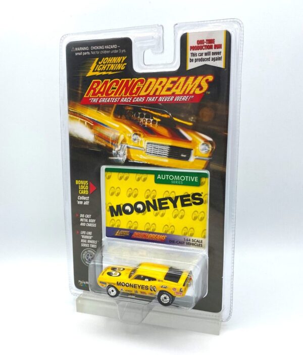 Vintage Mooneyes (5) Vintage Mooneyes (5)