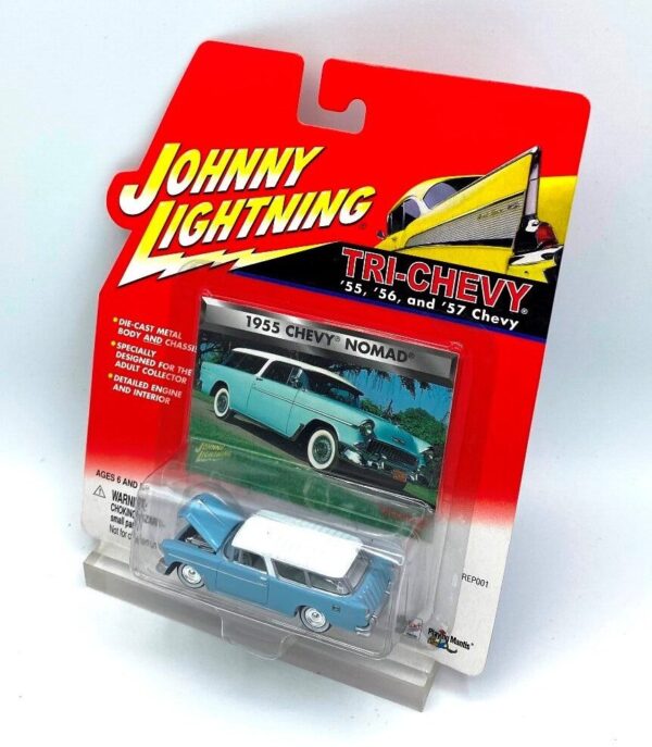 Vintage 1955 Chevy Nomad Blue (8) Vintage 1955 Chevy Nomad Blue (8)