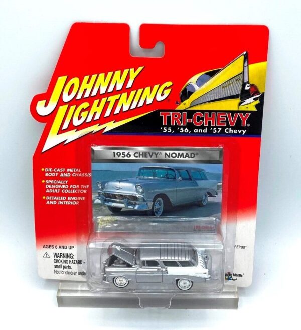 Vintage 1956 Chevy Nomad Silver (3)