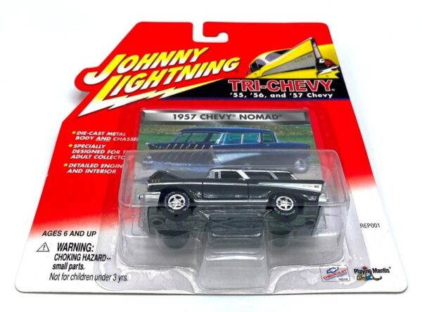 Vintage 1957 Chevy Nomad Black (10) Vintage 1957 Chevy Nomad Black (10)